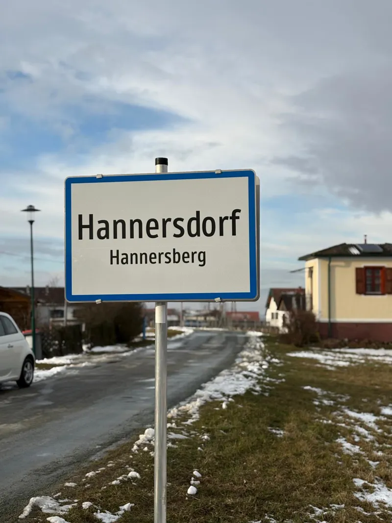 Ortseinfahrt am Hannersberg